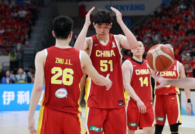 中国男篮战卡塔尔12人名单出炉!杨瀚森胡金秋领衔